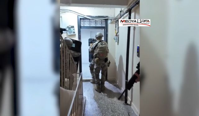 Şanlıurfa'da evin balkonundan havaya ateş eden zanlı tutuklandı