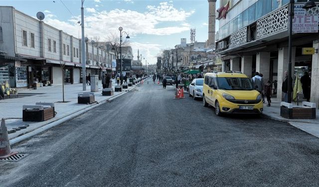 Divanyolu’nda İlk Etap Asfalt Çalışmaları Tamamlandı