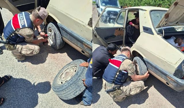 Yolda Kalan Sürücünün İmdadına Jandarma Yetişti