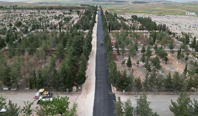 Yeni Asri Aile Mezarlığı’nda Ulaşım Konforu Artıldı