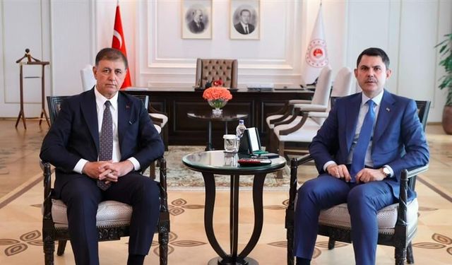 Bakan Kurum ile Cemil Tugay Bir Araya Geldi