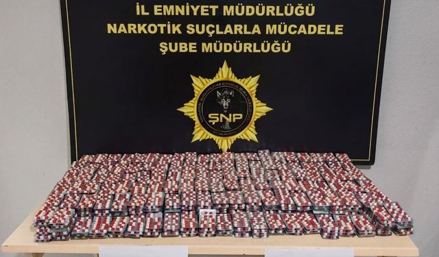 Şanlıurfa’da 13 Bin 100 Sentetik Ecza Hap Ele Geçirildi