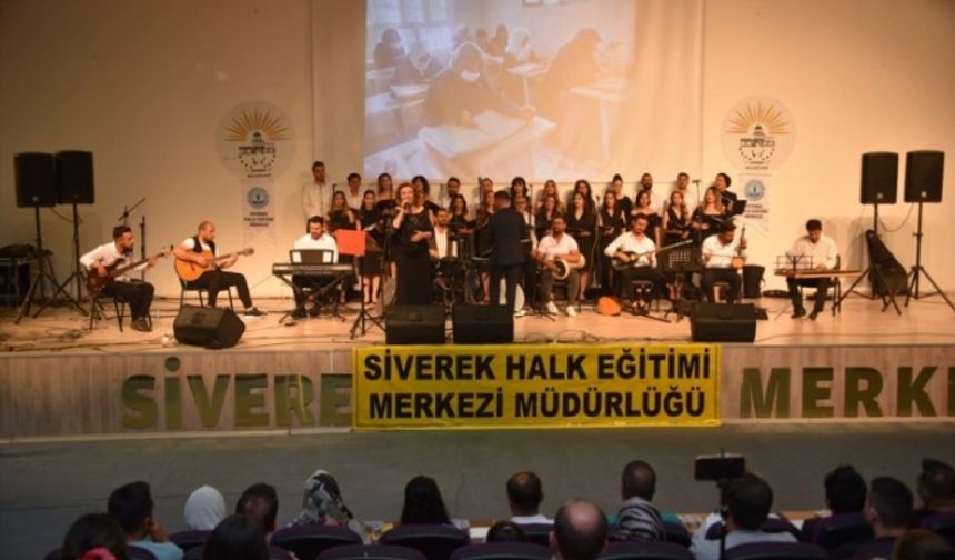 Siverek Halk Eğitimi Merkezi'nden yıl sonu konseri
