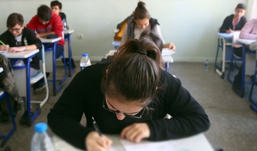 Türkiye genelinde ilk "ortak yazılı sınavlar" tamamlandı