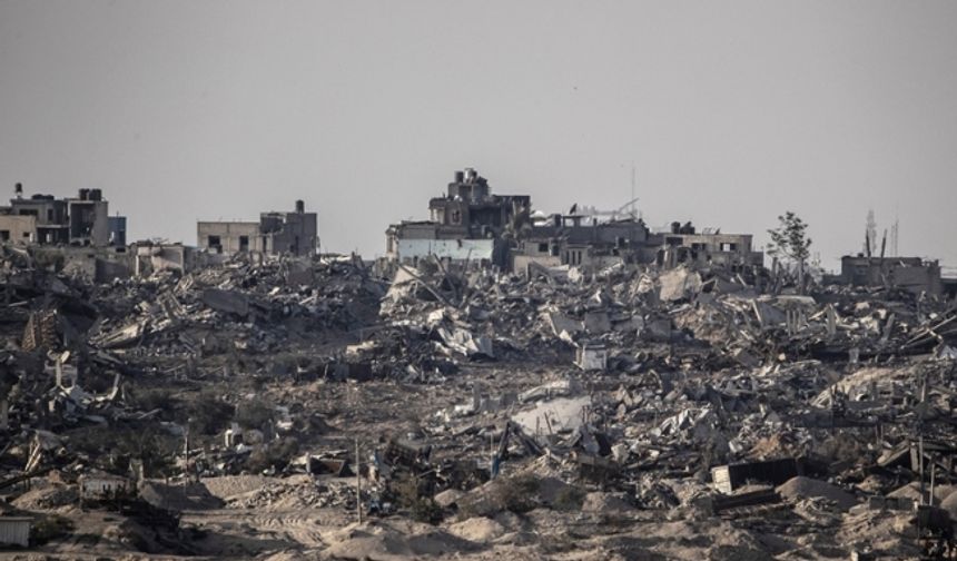 İsrail'in Gazze'ye düzenlediği hava saldırılarında en az 68 kişi öldürüldü