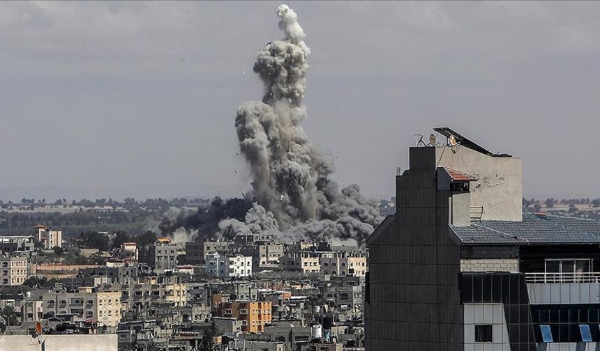 İsrail Refah’ta 50’den fazla yeri havadan bombaladı