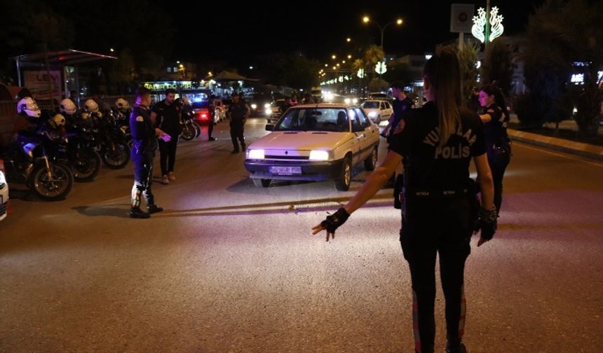 Şanlıurfa'da şok uygulamalarda aranan 12 şüpheli yakalandı