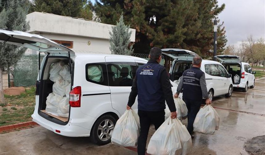 Büyükşehir, Şanlıurfa’da İhtiyaç Sahiplerinin Yüzünü Güldürüyor