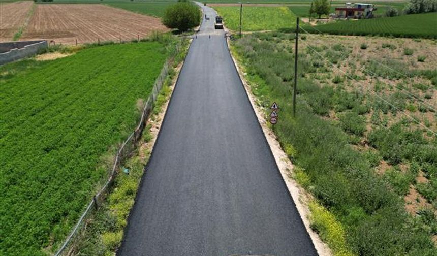 Suruç'ta 30 kırsal mahalle sıcak asfalt ile buluştu