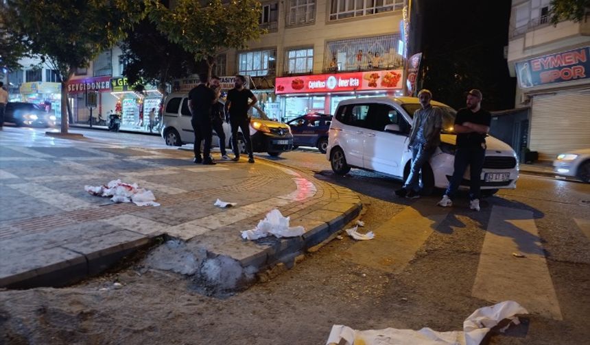 Şanlıurfa'da taraftarlar arasında bıçaklı kavga: 3 kişi yaralandı