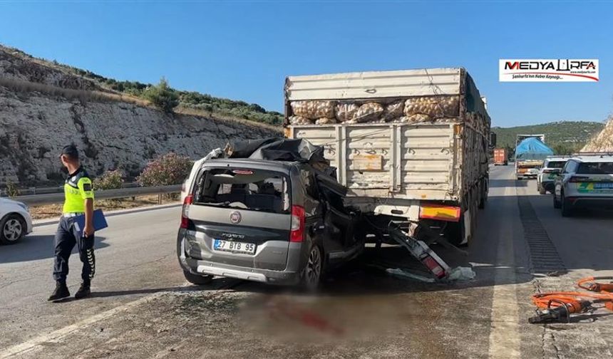 Şanlıurfa’da Otomobil ile Traktör Çarpıştı: 1 Ölü, 2 Yaralı
