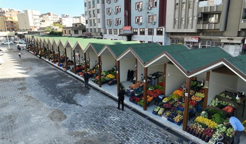 Şanlıurfa’da eski görüntü tarih oldu, yeni Pazar alanı açıldı