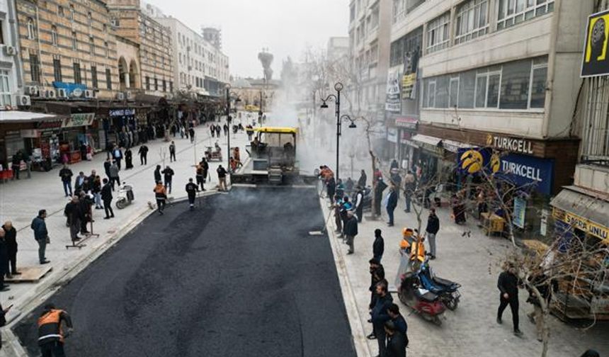 Divanyolu Yayalaştırma Projesinde Asfalt Çalışmaları Başladı