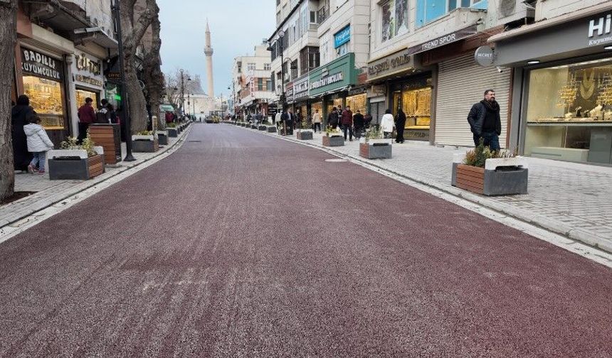 Divanyolu’nda İkinci Etap Asfalt Çalışmaları Tamamlandı