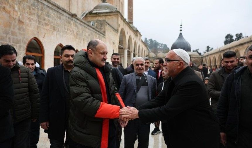 Başkan Gülpınar Vatandaşlarla Bayramlaştı