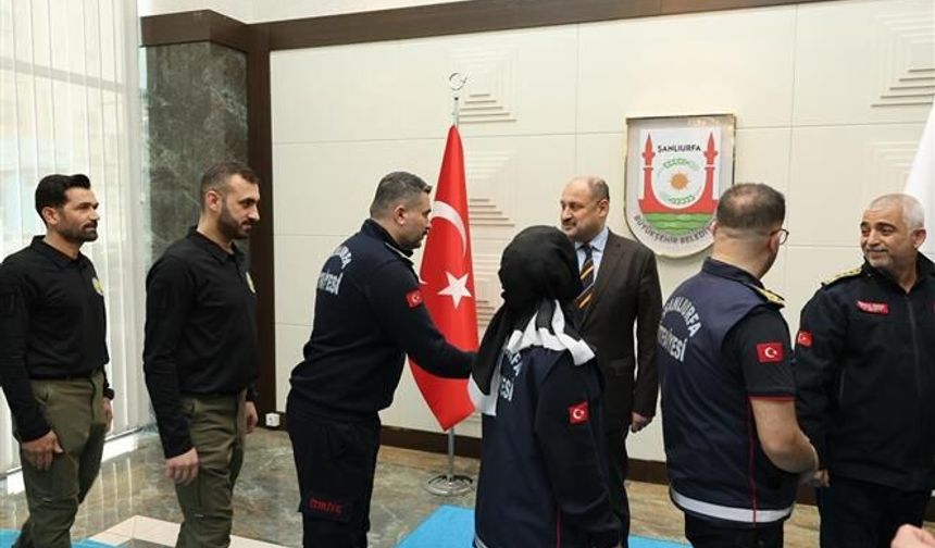 Başkan Gülpınar Belediye Personeli ile Bayramlaştı