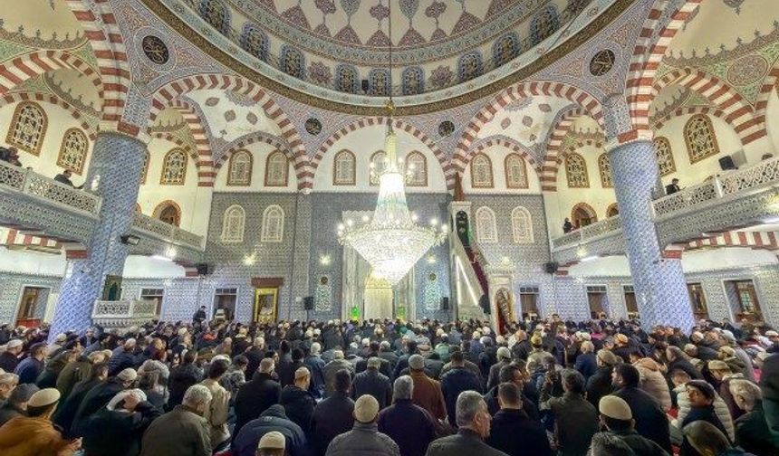 Şanlıurfa'da Bediüzzaman Said Nursi İçin Mevlid Programı Düzenlendi