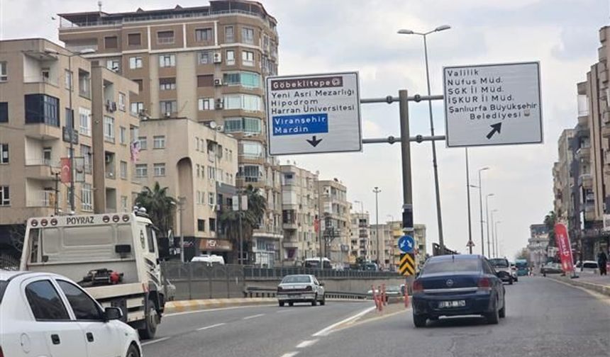 Şanlıurfa’da Trafiği Rahatlatacak Levha Çalışması