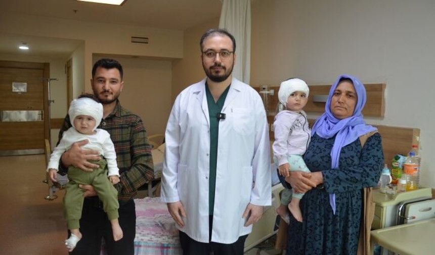 Şanlıurfa'da iki bebek biyonik kulakla seslere merhaba dedi