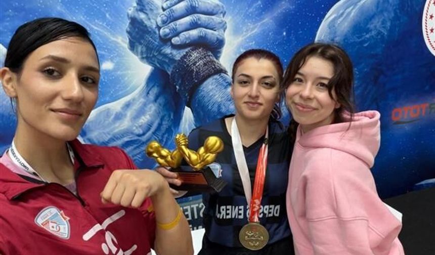 DEPSAŞ Enerji Spor Kulübü Kadın Sporcuları  Türkiye’nin Zirvesi’nde