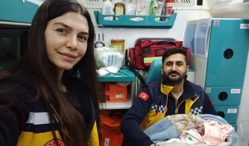 Şanlıurfa'da Ambulansta Mucize Doğum
