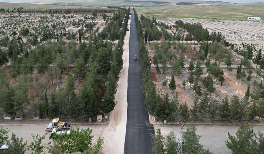 Yeni Asri Aile Mezarlığı’nda Ulaşım Konforu Artıldı