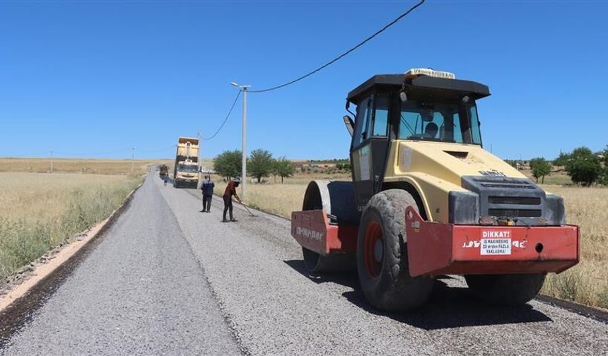 Hilvan ve Haliliye’yi birleştiren grup yolunda ulaşım konforu artırıldı