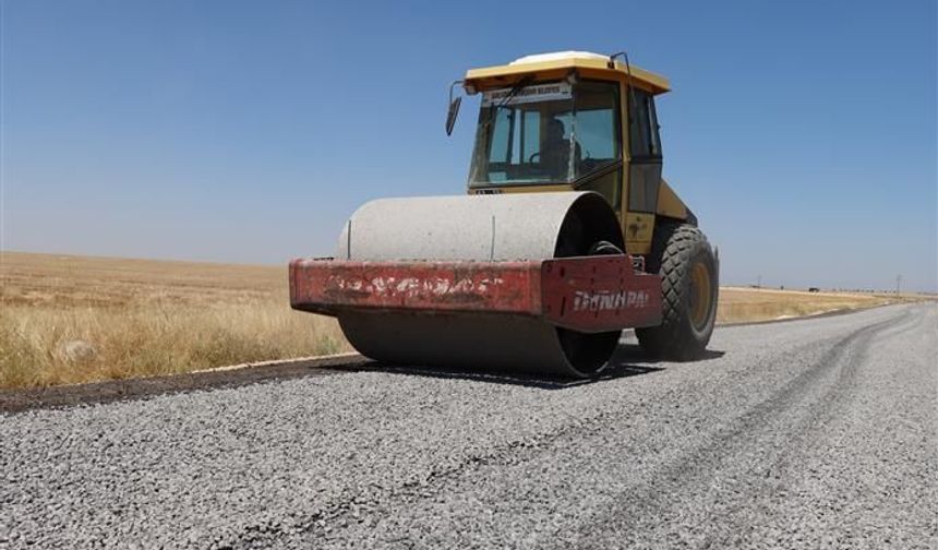 Büyükşehir'den Suruç Kırsalında Yol Seferberliği