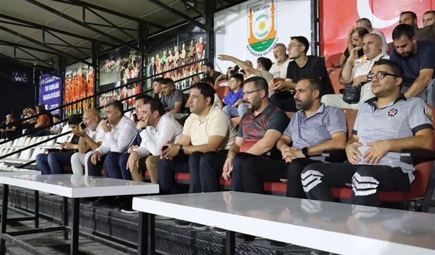 35 Yaş Üstü Masterler Futbol Turnuvası’nda Yarı Final Heyecanı