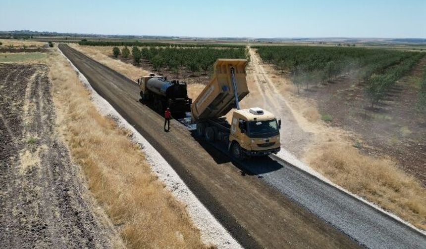 Hilvan'da 5.5 Kilometrelik Yol Yenilendi