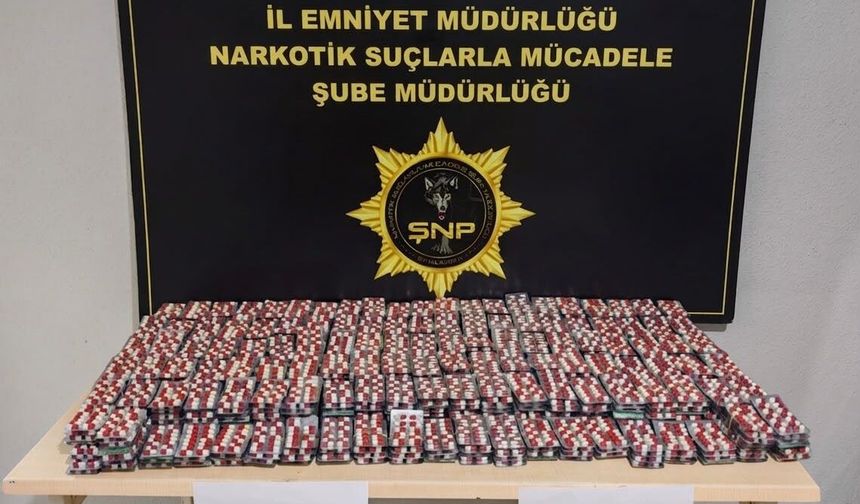 Şanlıurfa’da 13 Bin 100 Sentetik Ecza Hap Ele Geçirildi