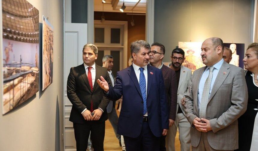 Şanlıurfa’nın Eşsiz Kareleri Bakü’de Sergileniyor