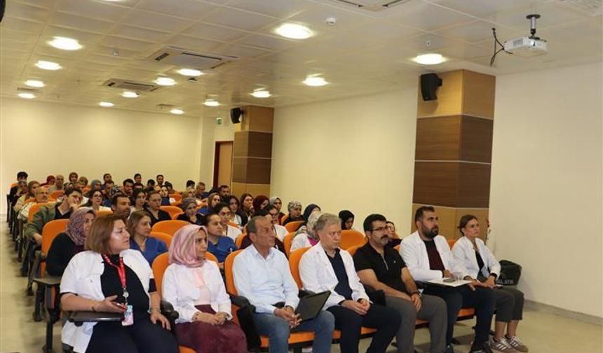 Harran Üniversitesi Hastanesi Personeline Afet Farkındalık Eğitimi