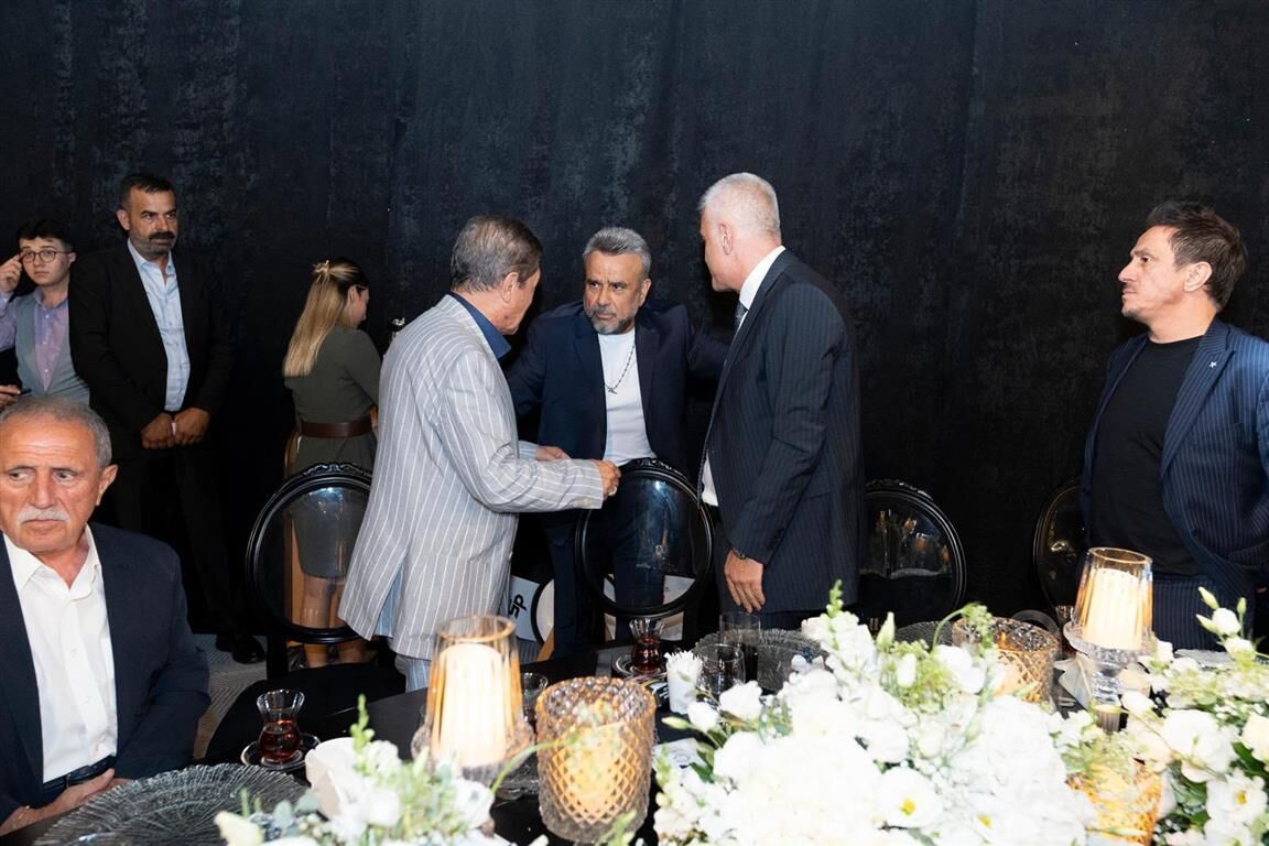 İş, Siyaset Ve Sanat Dünyasını Buluşturan Görkemli Sünnet Düğünü (1)