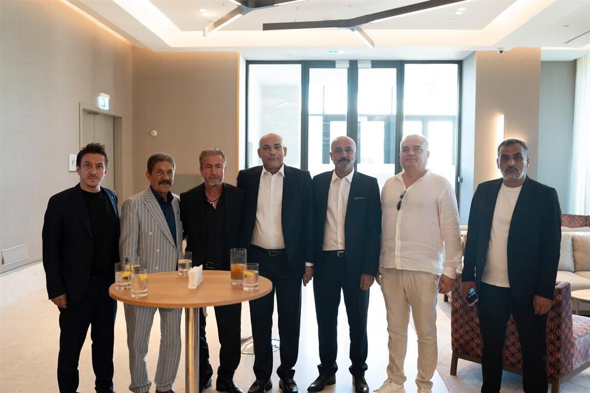 İş, Siyaset Ve Sanat Dünyasını Buluşturan Görkemli Sünnet Düğünü (21)