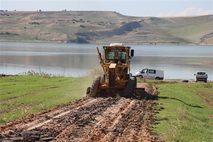 Büyükşehir’den Hilvan’da 18 Kilometrelik Feribot Yolu Hamlesi